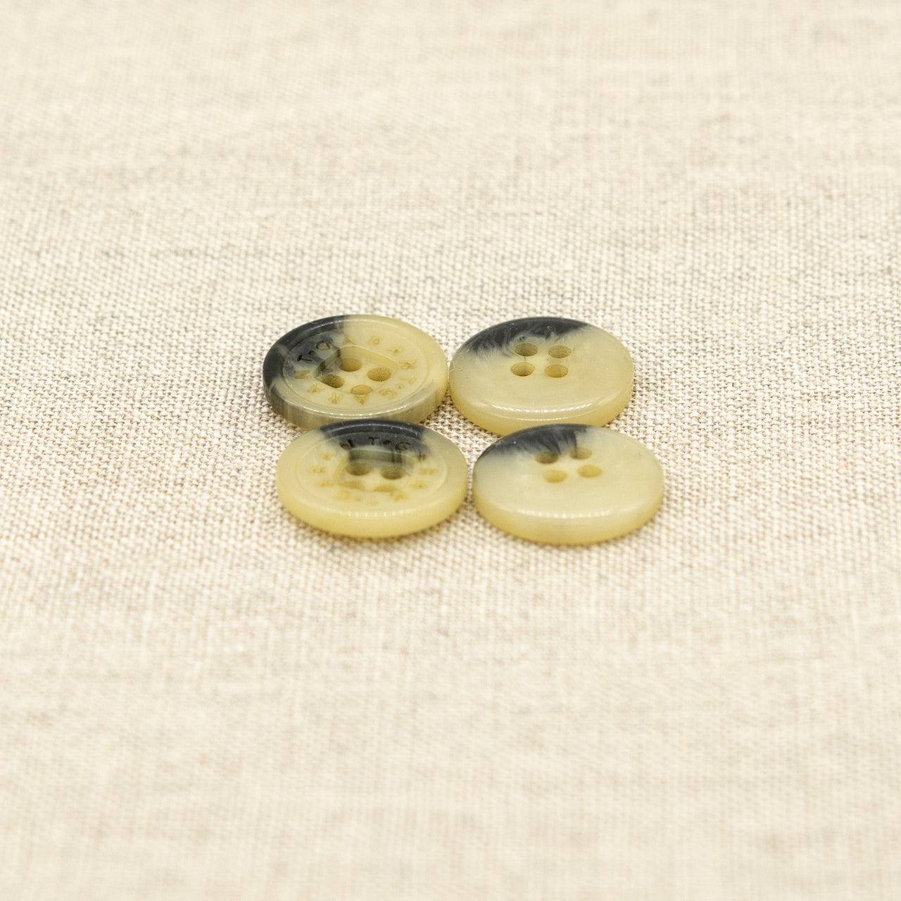Buttons 4 Hole, 15mm